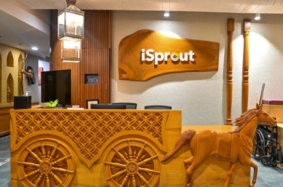 iSprout My Home Twitza